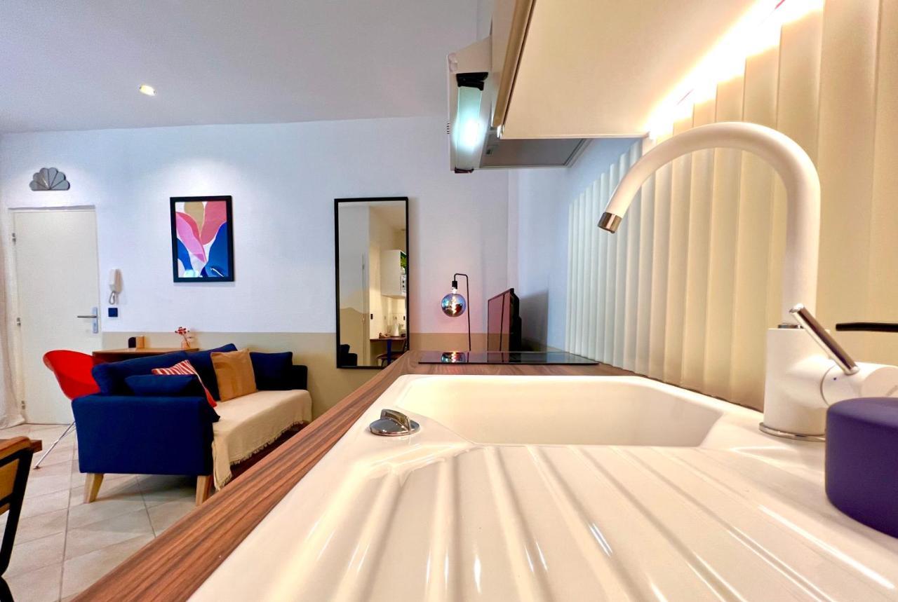 Roma Reva: Design Et Home Cinema Ним Экстерьер фото